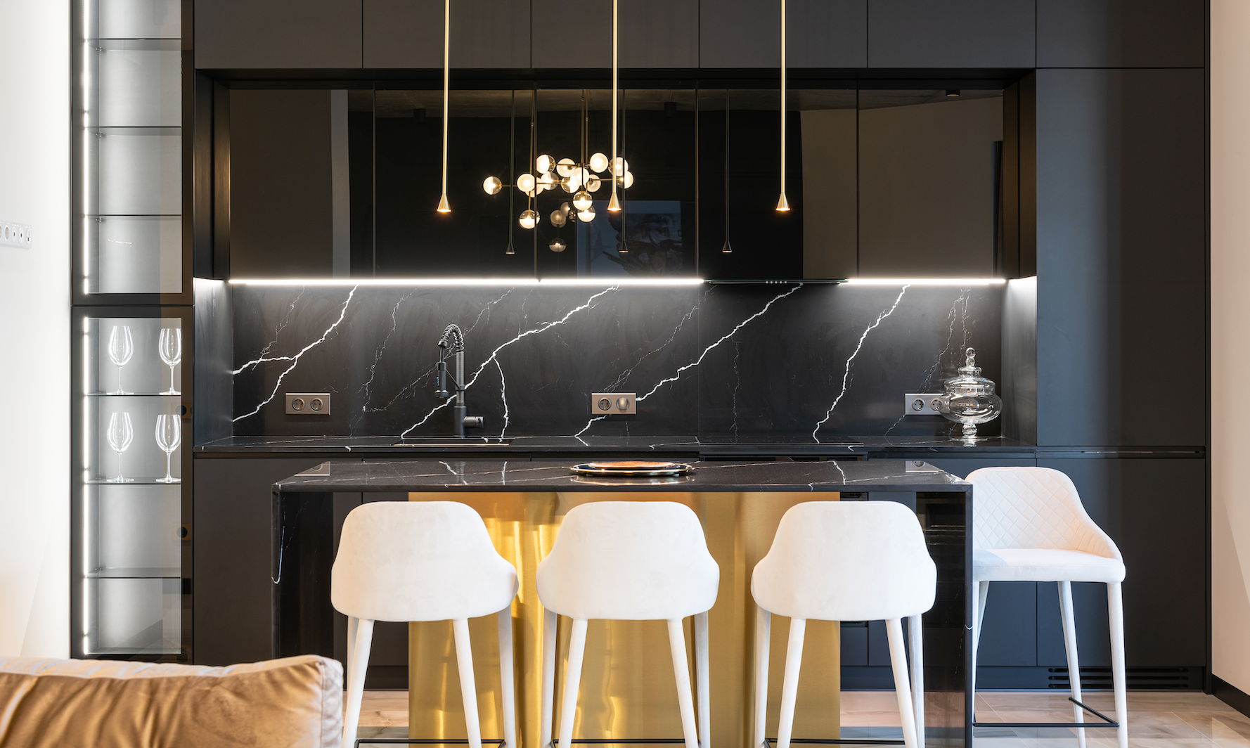 HONED VS. POLISHED MARBLE. WHAT'S THE DIFFERENCE?