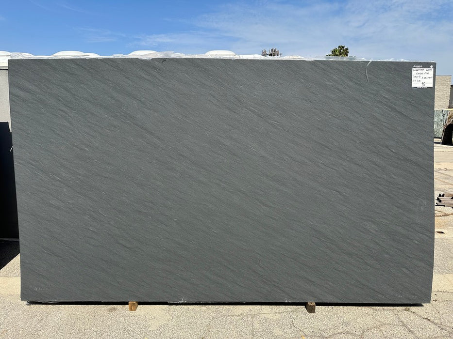 GRANITE BOHEMIAN GREY RIVENPLUS 3/4