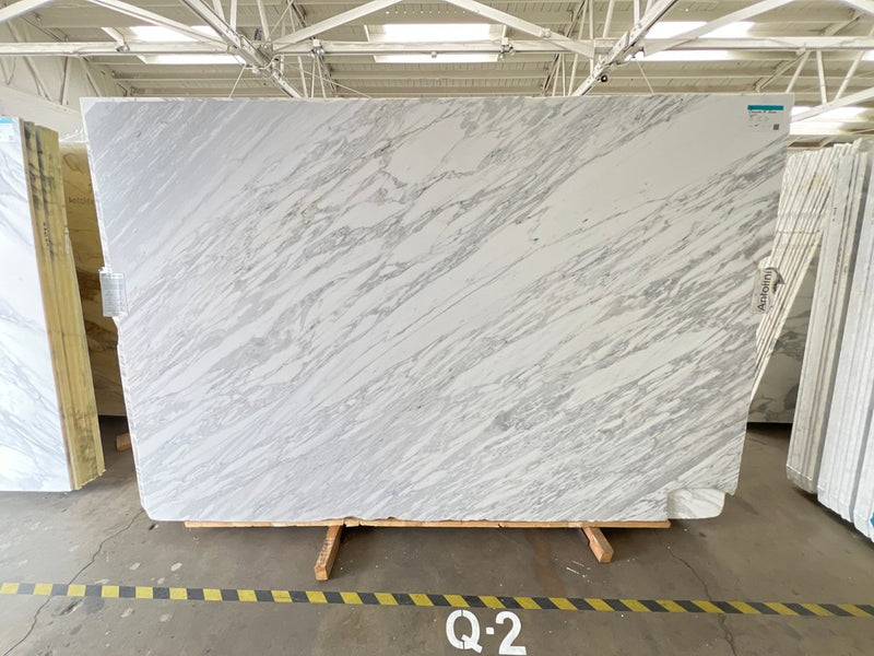 MARBLE CALACATTA A SUPER HONED 3/4