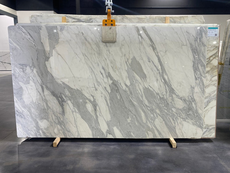 MARBLE CALACATTA CLASSICO PREMIUM POLISHED 3/4