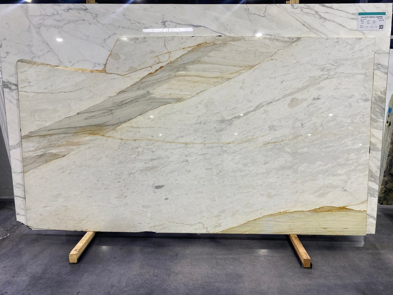 MARBLE CALACATA CREMO PREMIUM POLISHED 3/4