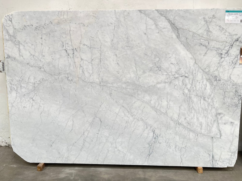 MARBLE CARRARA WHITE C" CLASSIC HONED 3/4"