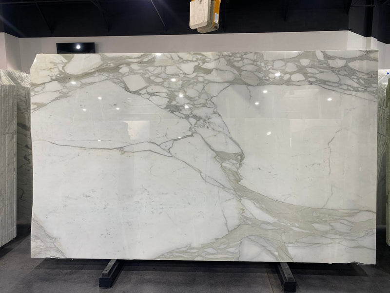 MARBLE CALACATTA PREMIUM POLISHED 3/4