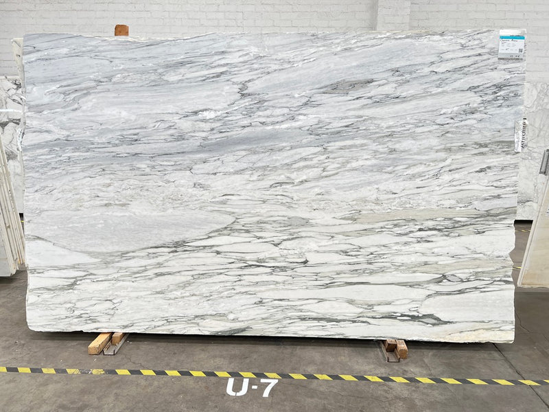 MARBLE CALACATTA APUANO HONED 3/4