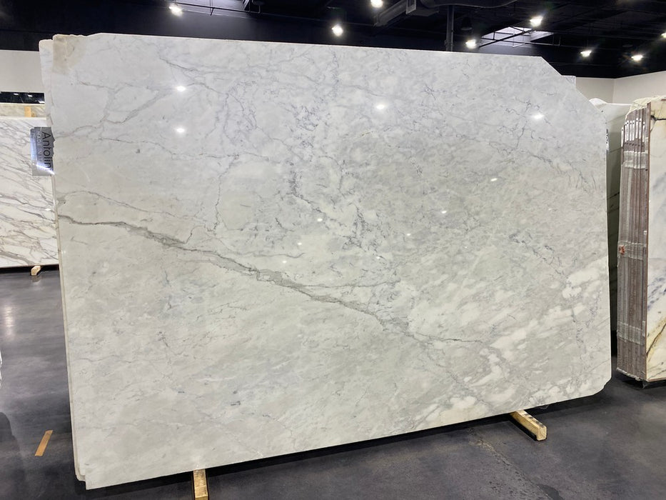 MARBLE CALACATA CREMO POLISHED 3/4