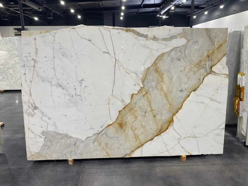 MARBLE CALACATTA MACCHIA VECCHIA SUPREME" POLISHED 3/4"