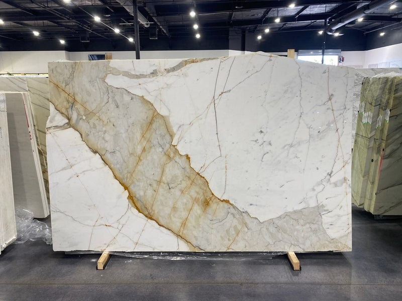 MARBLE CALACATTA MACCHIA VECCHIA SUPREME" POLISHED 3/4"
