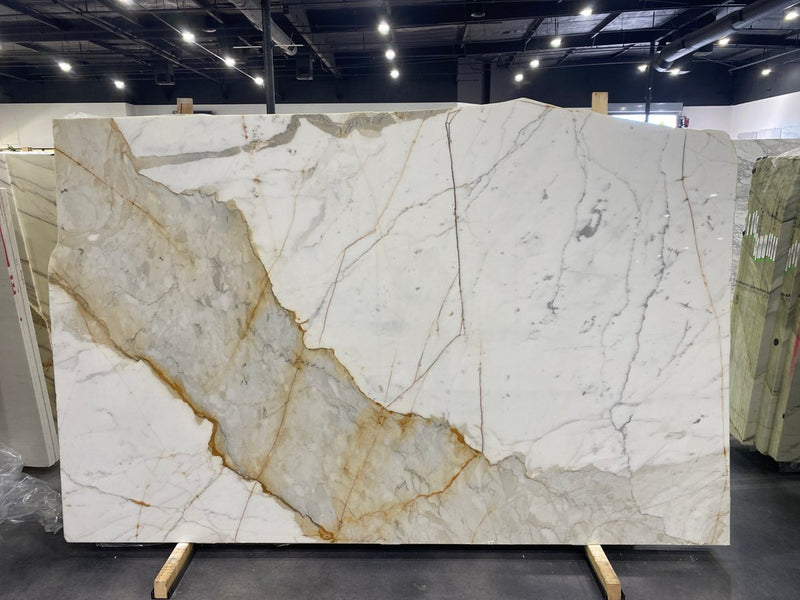 MARBLE CALACATTA MACCHIA VECCHIA SUPREME" POLISHED 3/4"