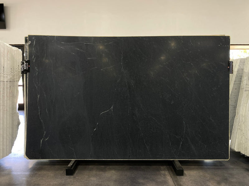 BLACK SOAPSTONE HONED  3/4