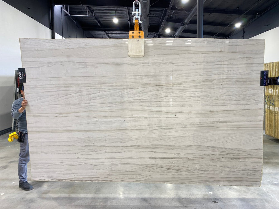 QUARTZITE MUSTANG / WHITE MACAUBAS POLISHED 3/4