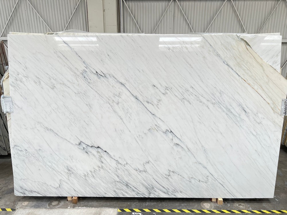 MARBLE CALACATTA SUPER EXTRA POLISHED 3/4