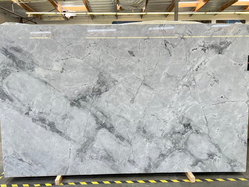 QUARTZITE SUPER WHITE PREMIUM POLISHED 3/4