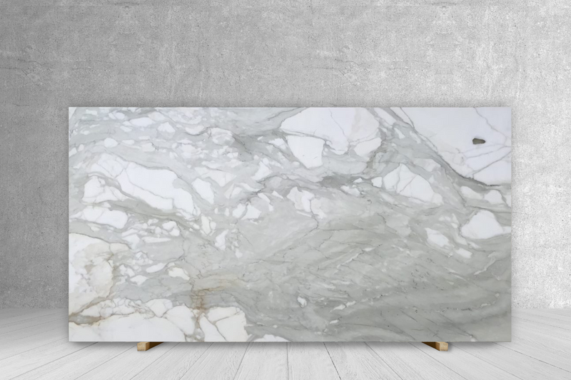 MARBLE CALACATTA HONED 3/4