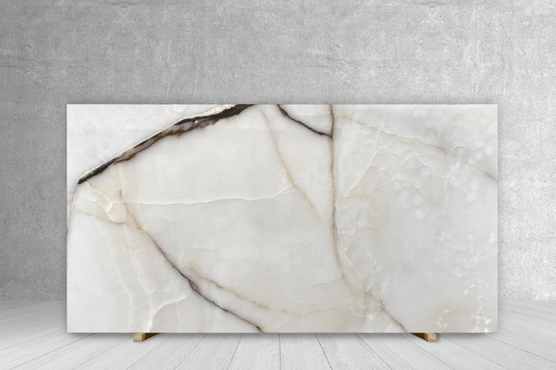 ONYX SNOW WHITE V/C POLISHED 3/4