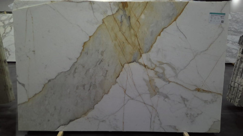 MARBLE CALACATTA MACCHIA VECCHIA SUPREME" POLISHED 3/4"