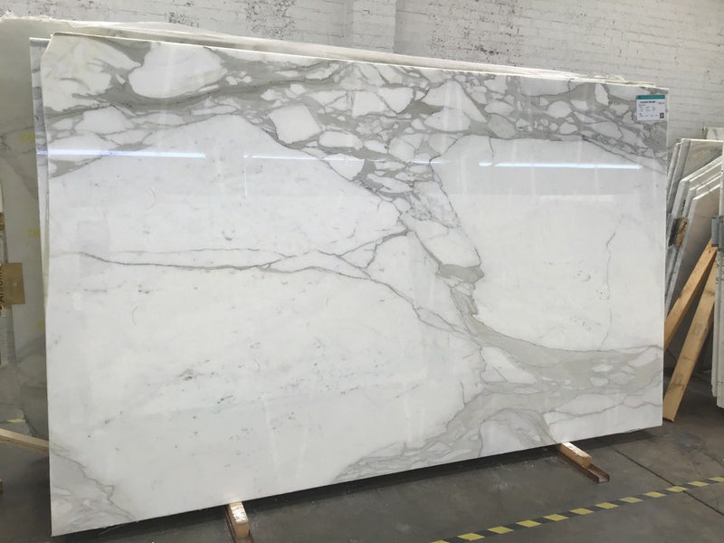 MARBLE CALACATTA PREMIUM POLISHED 3/4
